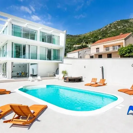 Exclusive With Sea View * Zaton (Dubrovnik-Neretva)