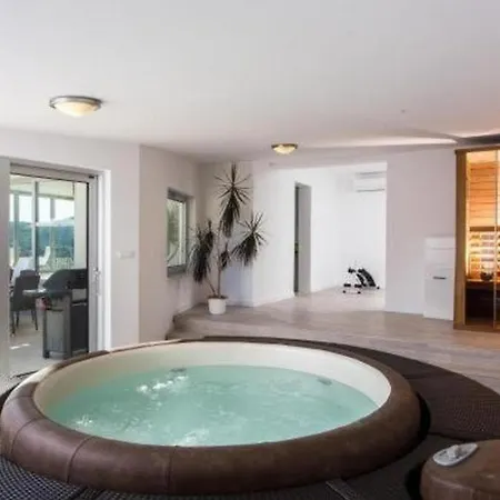 Exclusive With Sea View Zaton (Dubrovnik-Neretva)