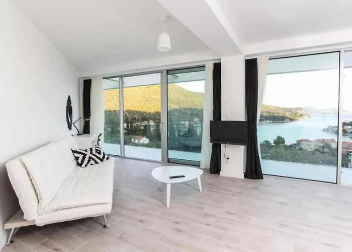 Вилла Exclusive With Sea View Затон