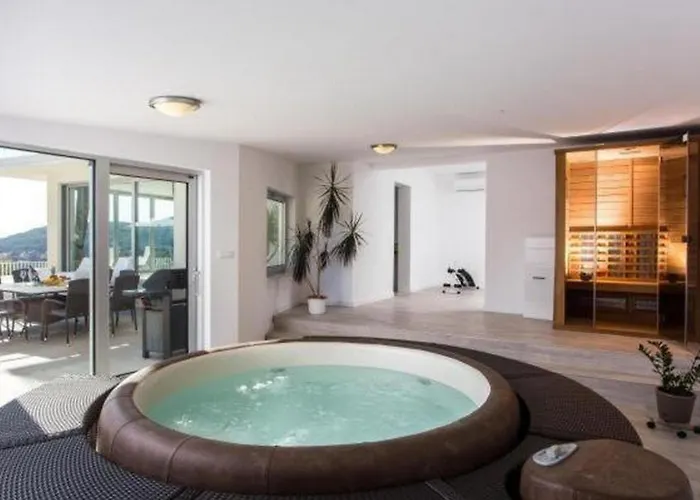 Exclusive With Sea View زاتون