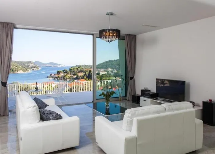 Вилла Exclusive With Sea View Затон