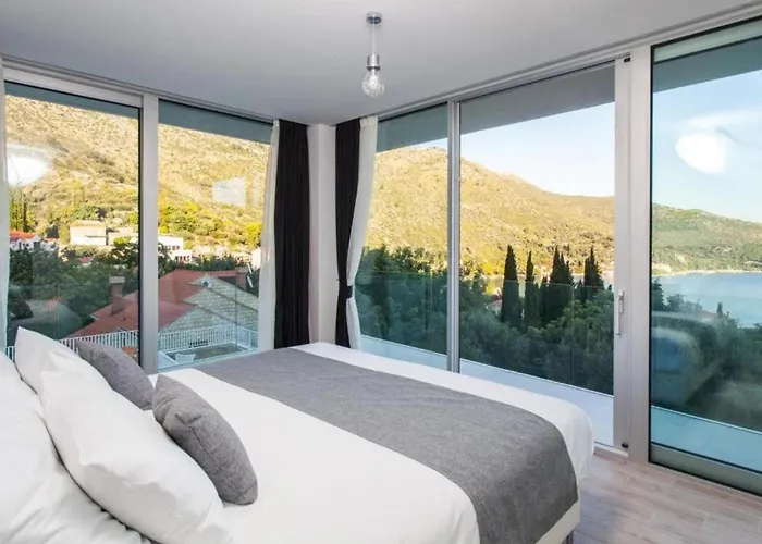 Exclusive With Sea View فيلة